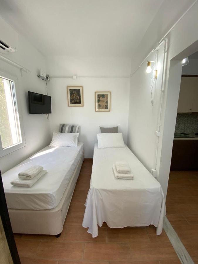 Apartamento House With Beautiful Garden In Plomari Exterior foto